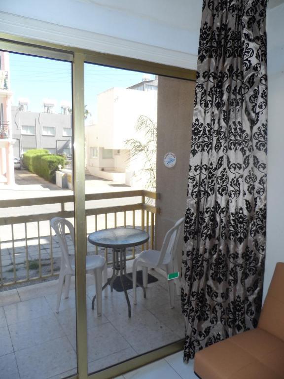 Geotanya Apartments 레메소스 객실 사진